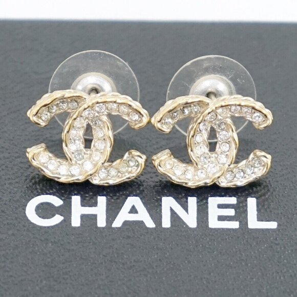 CHANEL CC Logos Rhinestone Stud Earrings Gold Tone B15B Auth w/Box #8847 - Picture 1 of 6